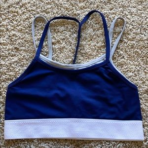 Fabletics Poppy Seamless Sports Bra